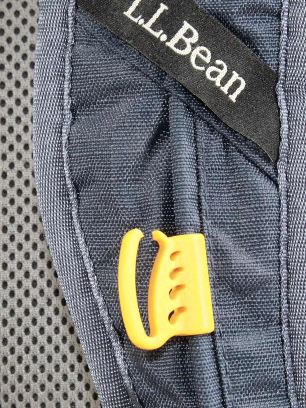 READ–LL Bean Unisex Adult Comfort Carry Portable Locker Pack 42L Backpack Hiking